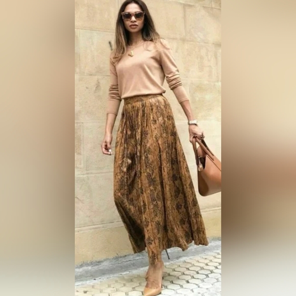 Zara Pleated Faux Leather Animal Skirt - Picture 3 of 6